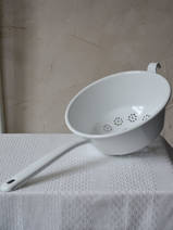 sieve with handle white 20 cm (0327-33)
